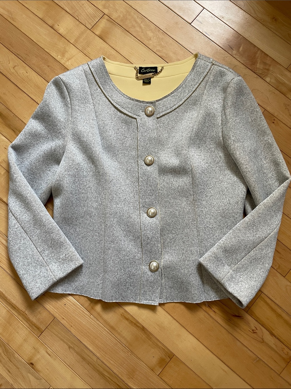 Cartise Made in Canada Pearl Button Jacket
